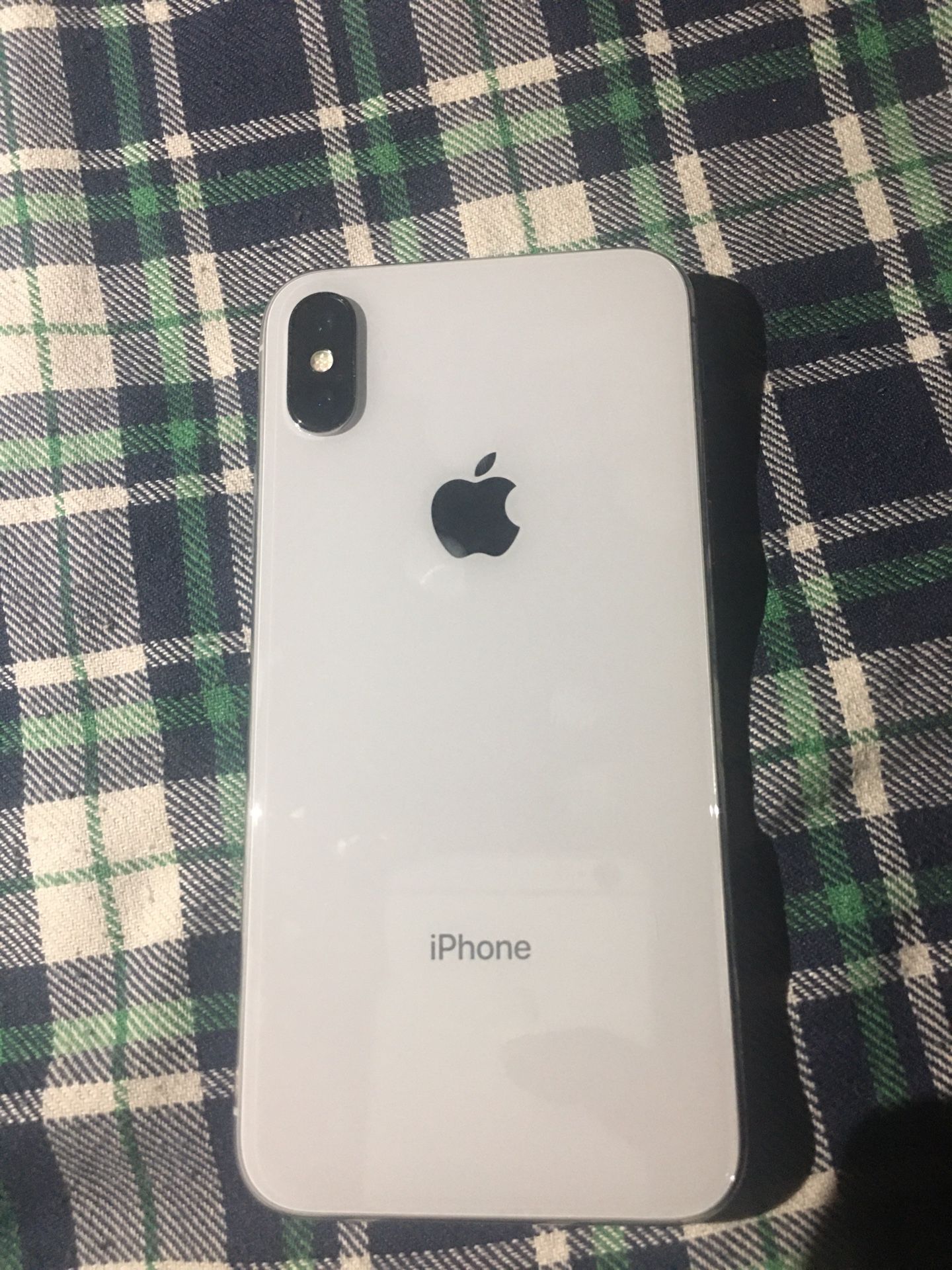 iPhone X