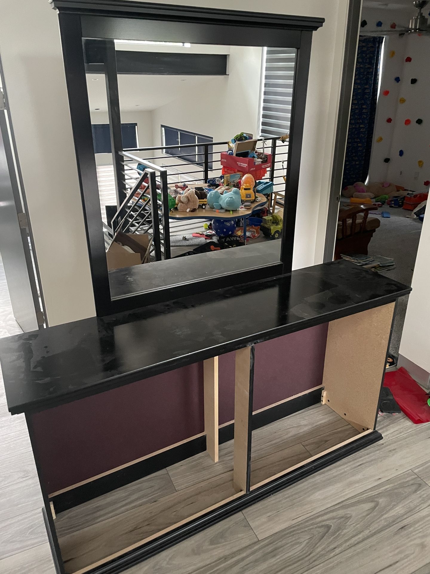 Free Dresser Shell With Mirror