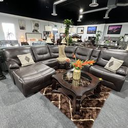 Power Recliner Sectional 