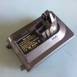 $15.00  MIL18V6 for Dyson V6 Vacuum Cleaner Battery Adapter Convert for Milwaukee M18 18V Battery.  (pick Up South Gate) 