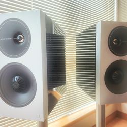 Definitive Technology Bookshelf Speakers 
