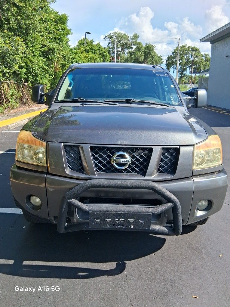 2012 Nissan Titan