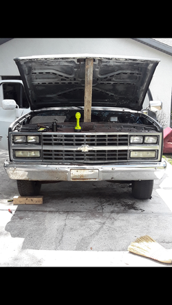 I.s.O Chevy truck grille