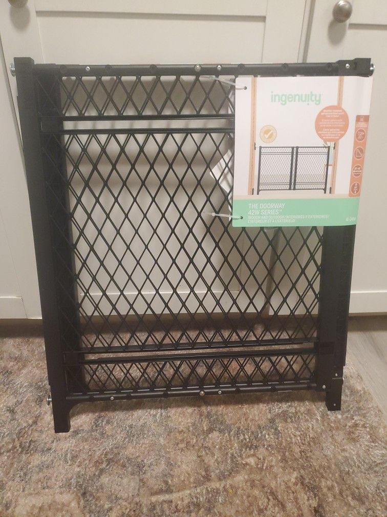 Brand New Ingenuity Doorway 42" Series Baby Gate