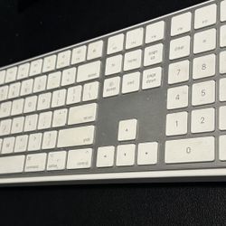 Apple Magic Keyboard (long Version)