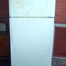 Whirlpool Refrigerator