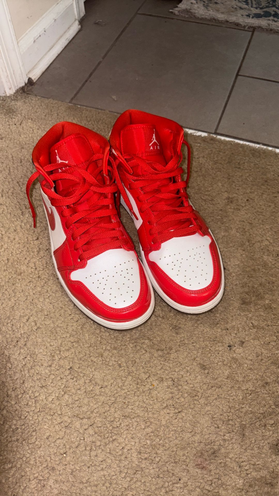 Air Jordan Retro Mids