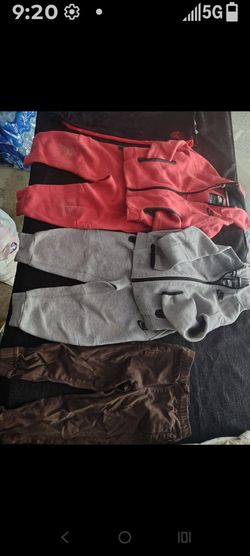 4T kids 2 Nike suits,2pants