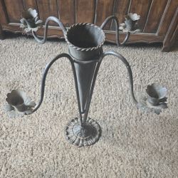 Iron Candle And Bouquet Stand 
