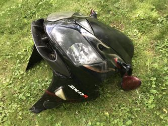 Kawasaki ninja ZX12 front upper headlight fairing cowl