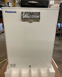 **NEW** Medical Commercial Freezer | Panasonic | Model # SF-L6111W-PA | 120 Volts