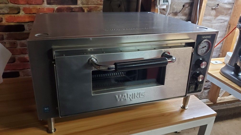 Waring Commercial NSF Pizza Oven WPO500 120v