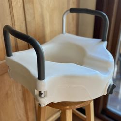 Raised Toilet Seat w/Lock & Removable Padded Arm