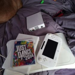 Nintendo Wii-University Bundle