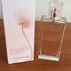 *Yves Rocher* Evidence Parfum (1.7oz)