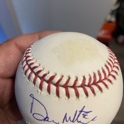 autographed Don Mattingly ball