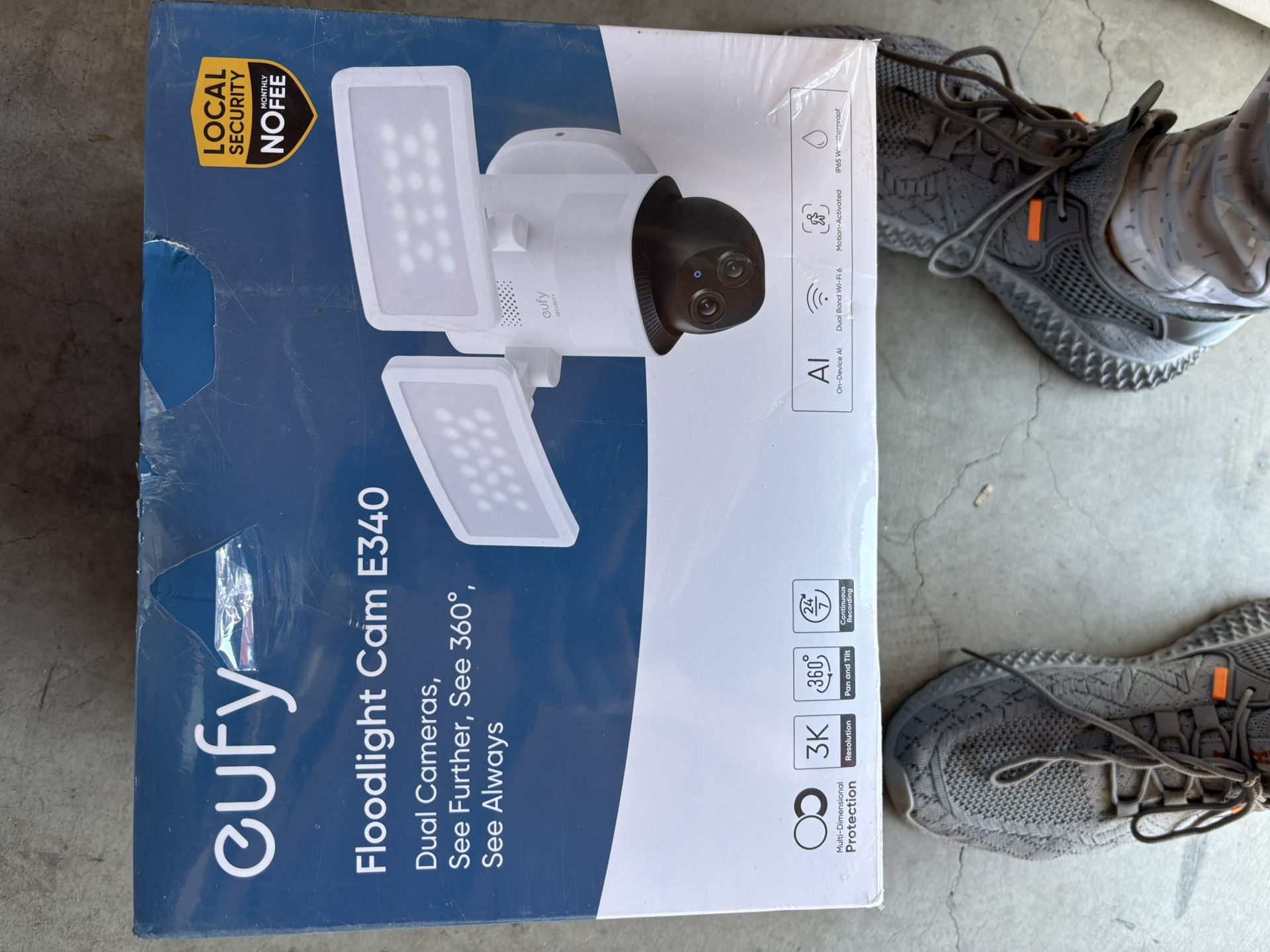 Eufy Floodlight Outdoor Camera 