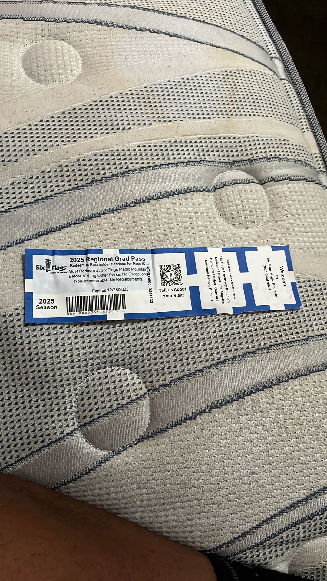 Six Flags Magic Mountain In The Season Pass