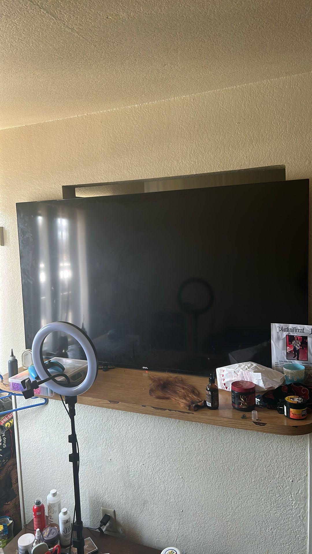 75in Roku 