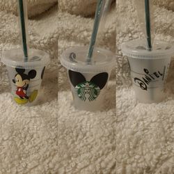 Grande starbucks cup