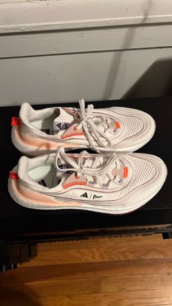 Adidas Women shoes size 8