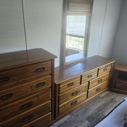 Nice dresser set current combination