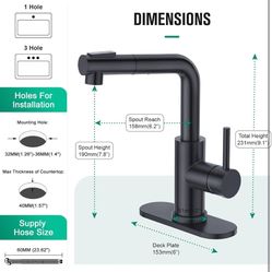 CREA Black Kitchen Faucet with Pull Down Sprayer 