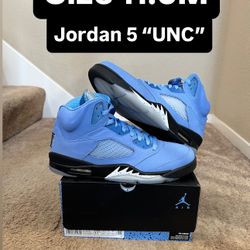 Nike Air Jordan 5 retro “UNC” Size 11.5M
