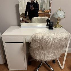Makeup Vanity Table  With Mirror And Chair 