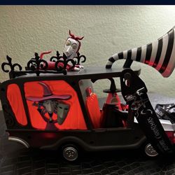  Disneyland, Nightmare Before Christmas Mayors Car, Popcorn Bucket. 60