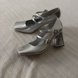 Cape Robbin  Women’s Shoes Size7 