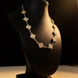 Lucky in Love Clover Set