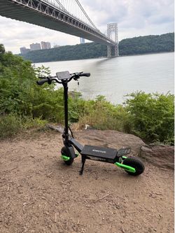 eoeotwo gt06 electric scooter.