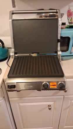 Like new grill cook