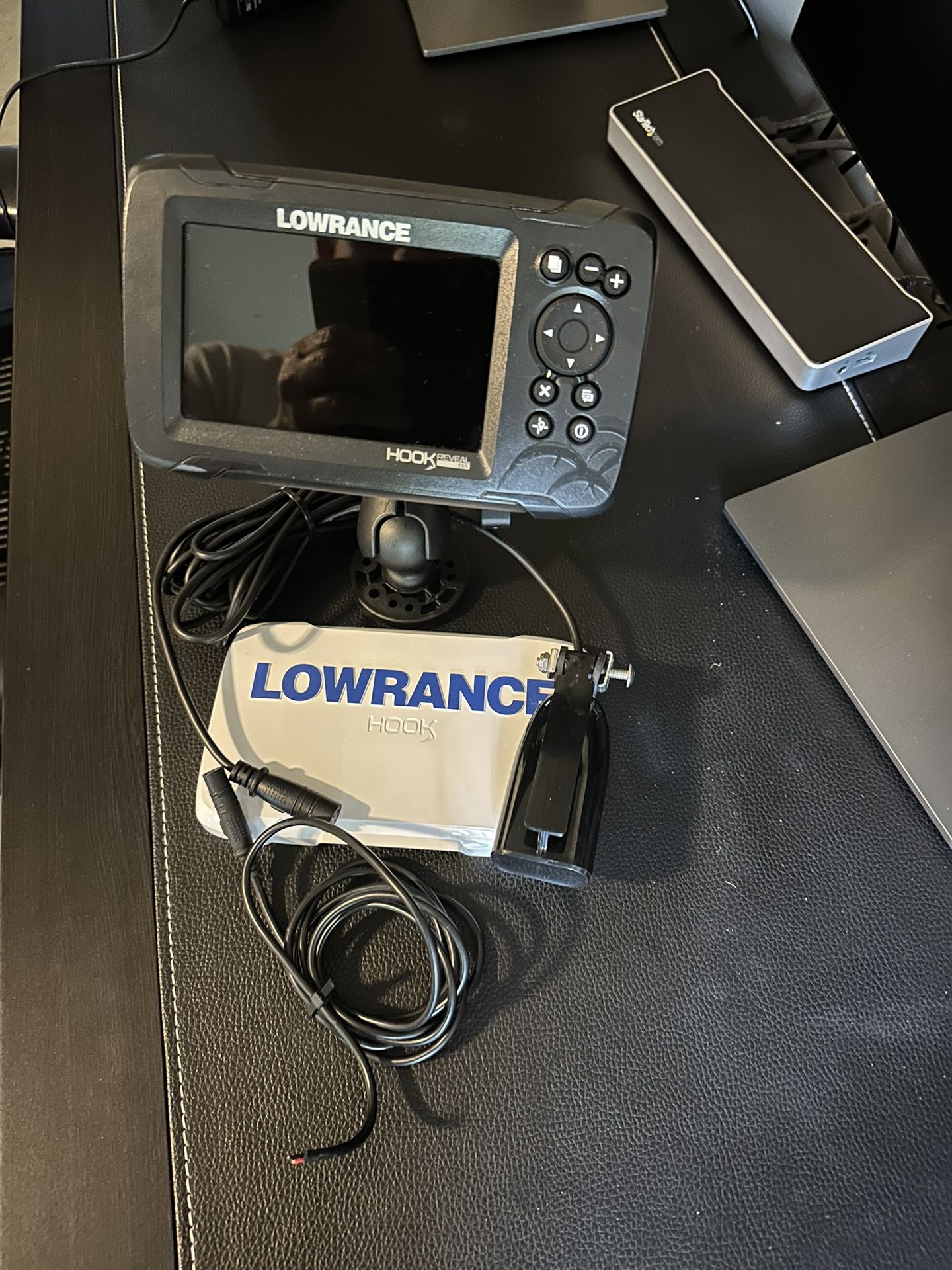 LOWRANCE HOOK REVEAL 5 Split Shot With Chirp Down Scan &US MAPS
