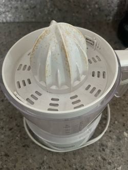 Electric citrus juicer - exprimidor eléctrico