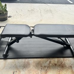 Adjustable Weight Bench – Great Condition 💪