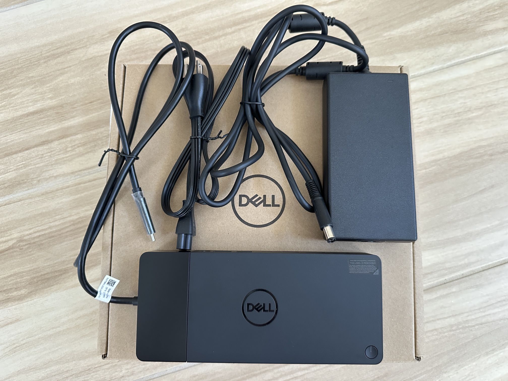 Dell WD19S Docking Station USB-C, HDMI, Dual DisplayPort