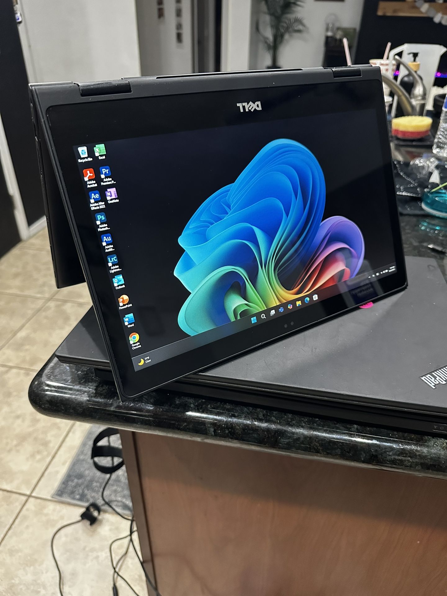 FAST Laptop 2-in-1 Touch Screen i5 16GB RAM!