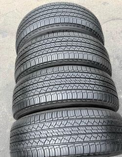 245 60 18 MICHELÍN I'm selling this set of tires with 80% life left on all 4
