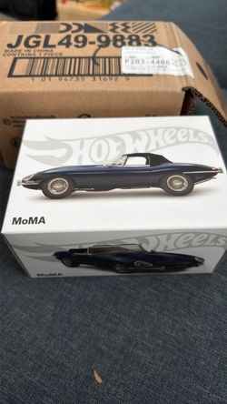 Mattel Creations Exclusive Hot Wheels x MoMA 1963 Jaguar E-Type Roadster (JGL49)