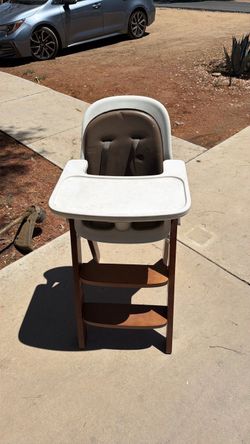 FREE HIGH CHAIR