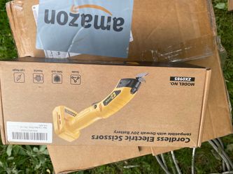 Cordless electric scissors