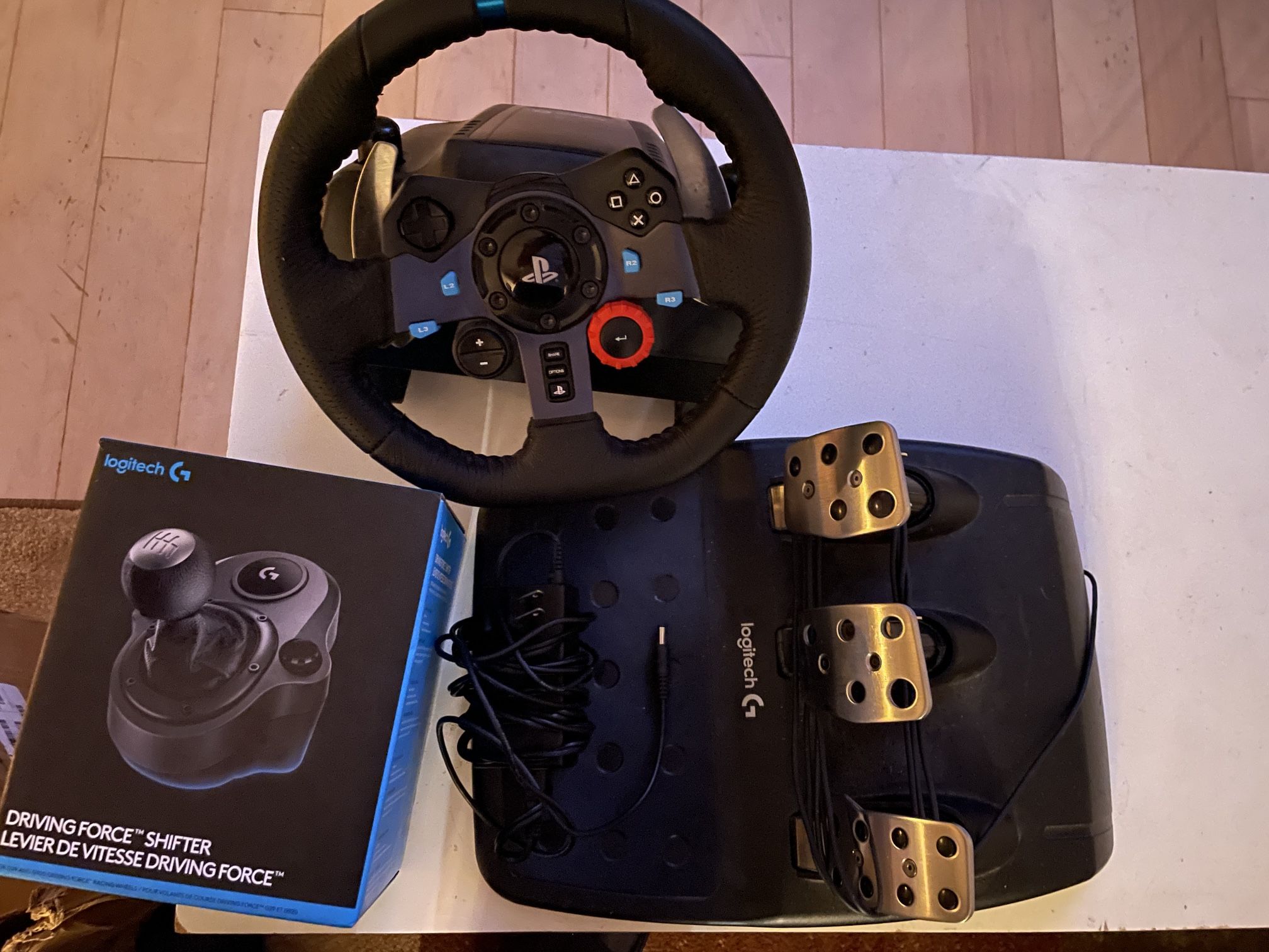 Logitech G29 Sterling Wheel And Logitech Shifter
