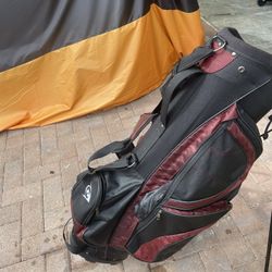 Light weight Golf stand bag by Dunlop, with 5 dividers 