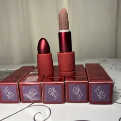 Jeffree Star Velvet Trap Lipstick 