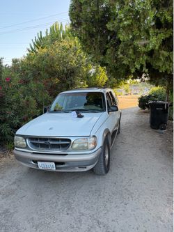 1998 Ford Explorer