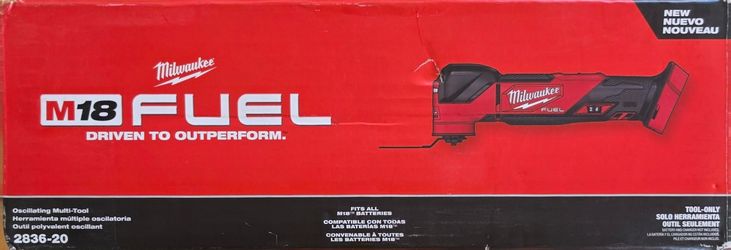 Milwaukee m18 fuel Oscillating Multi-Tool