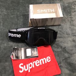 Black supreme goggles