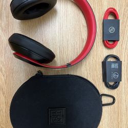 Beats Studio 3 Decade Edition